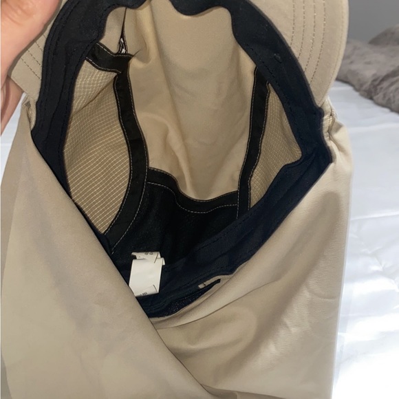 Under Armour Outdoors Sun Hat w/neck Protector - Picture 3 of 4